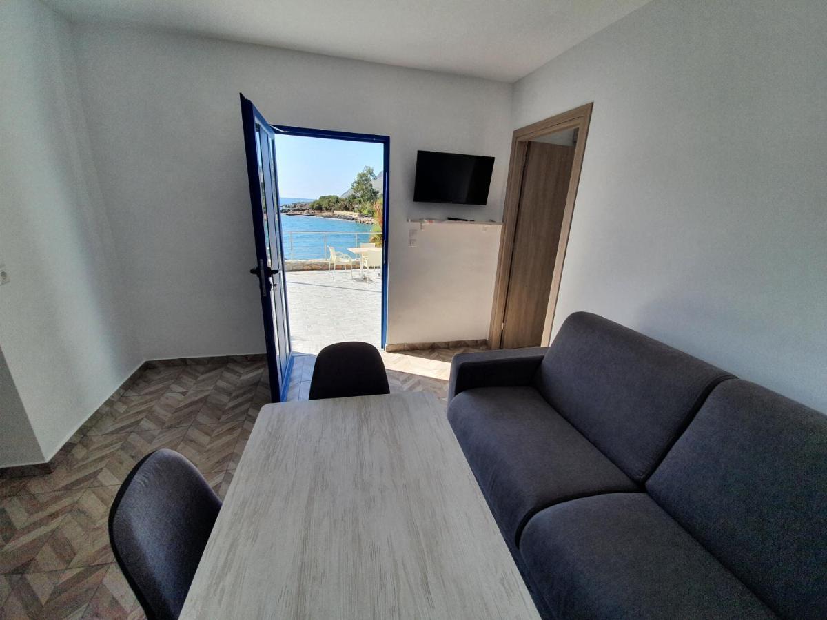 Apartamento Edem House Finikas Lutró Exterior foto